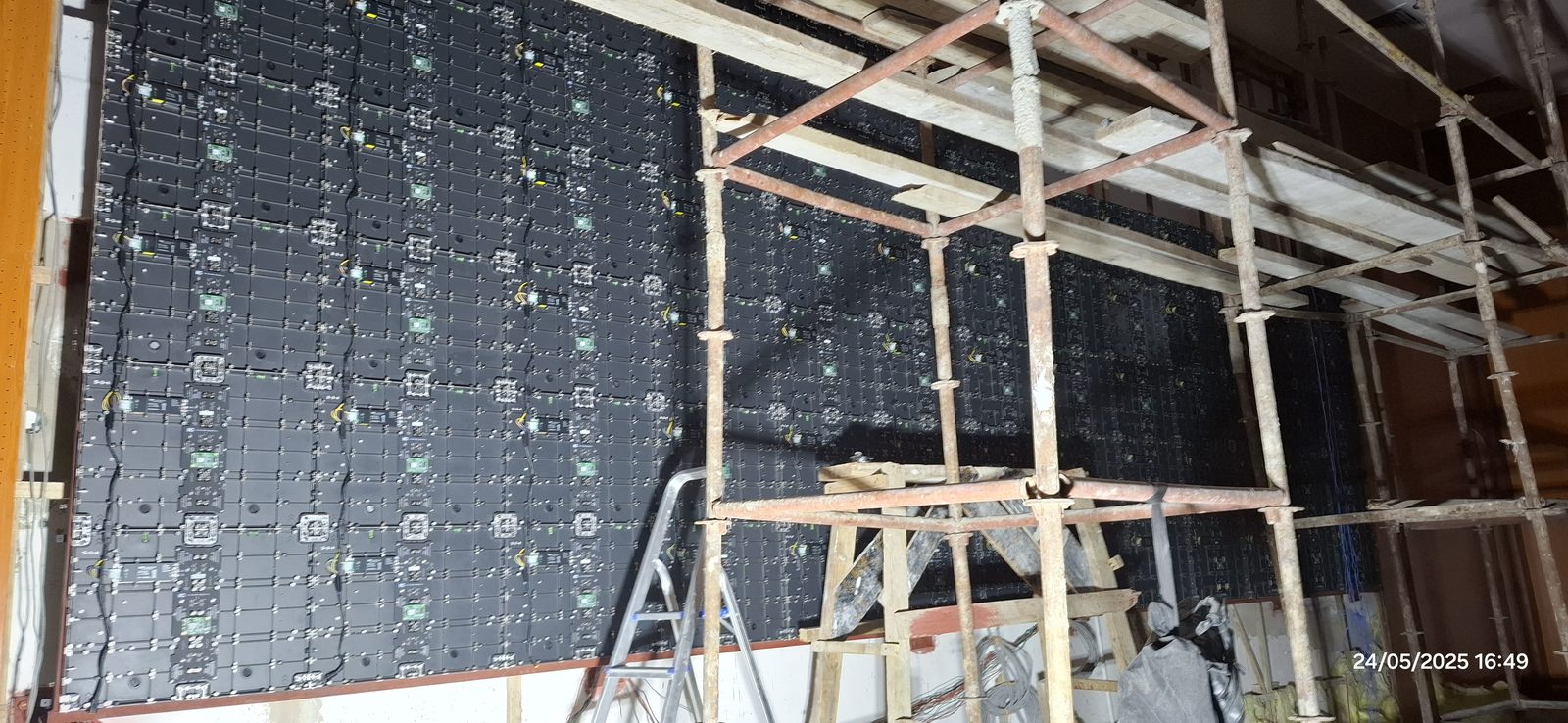 ZEC Zanzibar — wiring and module installation